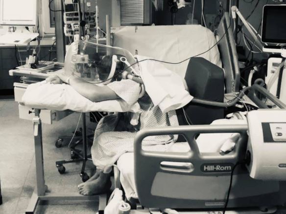 Covid, “Dedicato a chi nega: ecco come si passa la notte in Terapia intensiva”