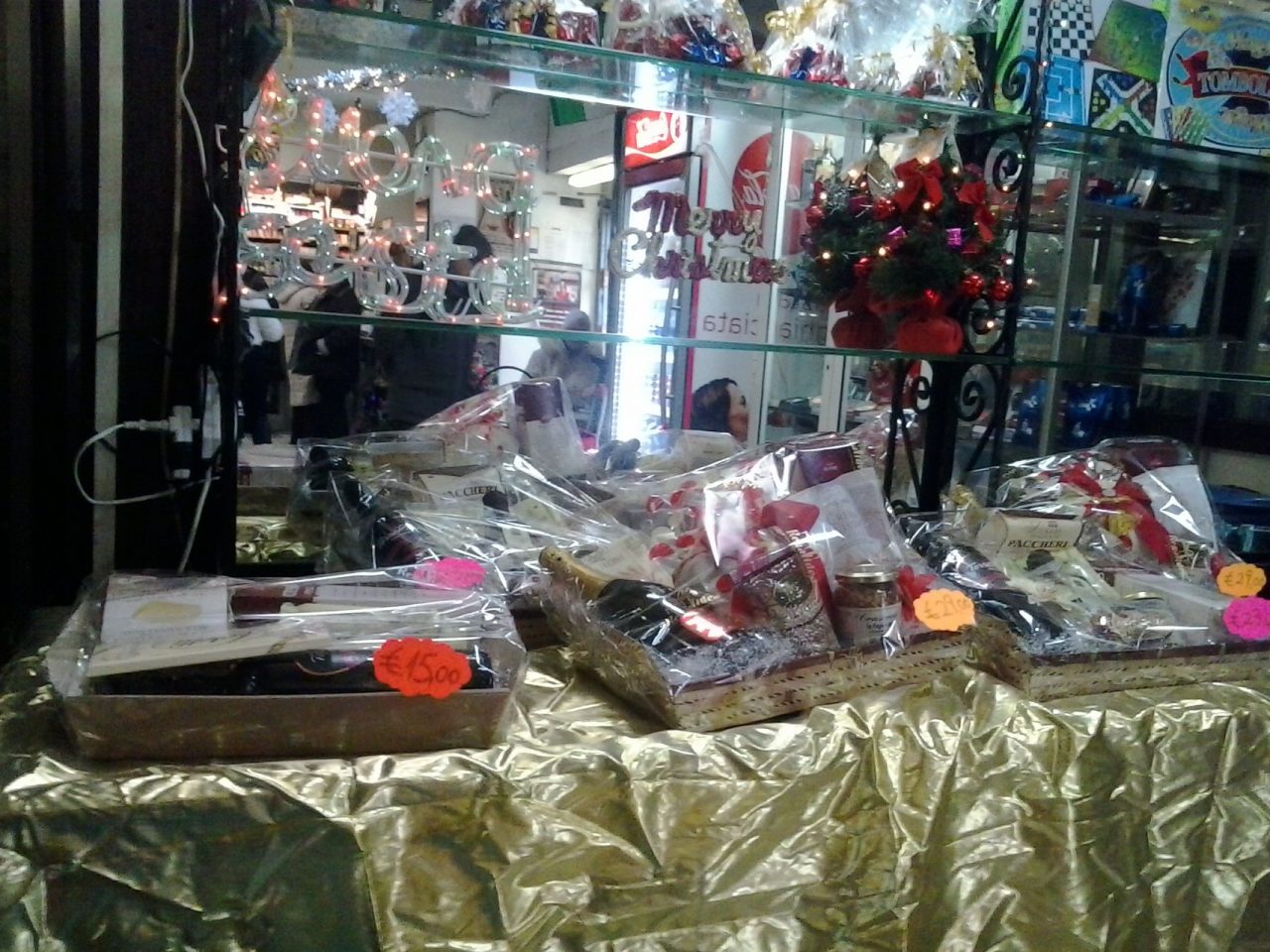 Acquisti di Natale last minute: ci si butta sul… cibo