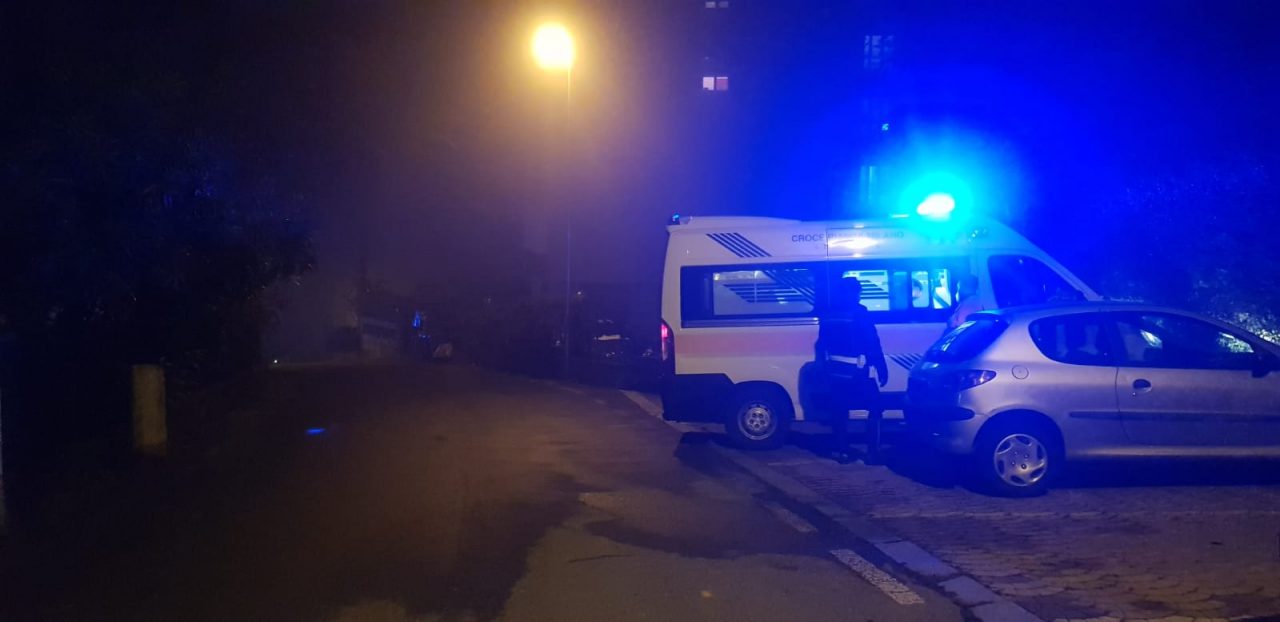 Schiacciato dal suo furgone, ferito un autista FOTO e VIDEO