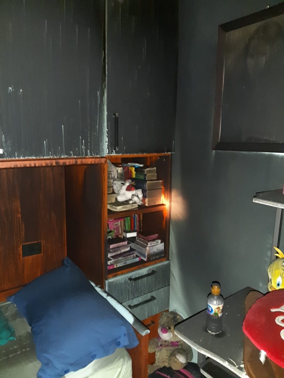 Incendio, mamma e figlia costantemente monitorate: indagini in corso LE FOTO