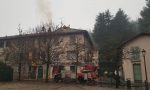 Incendio in una palazzina, arrivano i pompieri FOTO E VIDEO