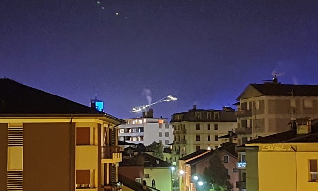 Il Baradello di Aprica visibile a km di distanza regala una luce di speranza