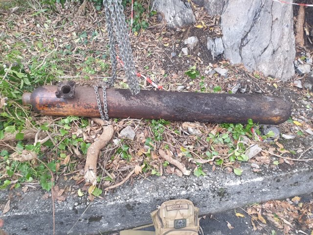 Bomba inesplosa? No era una bombola di ossigeno dell’aeronautica tedesca che finirà al museo FOTO