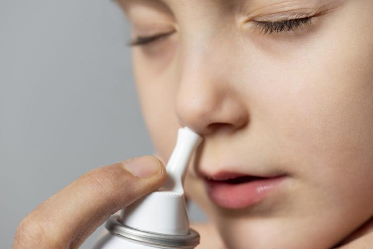 Calusco D’Adda: partite le vaccinazioni spray antinfluenzali per i ragazzi