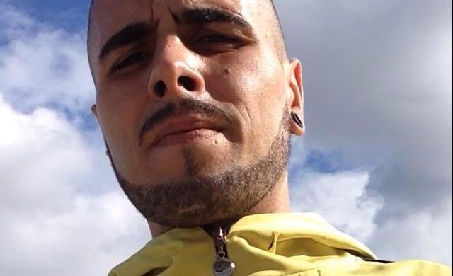 Bimba picchiata fino alla morte a Cabiate. La mamma dell’arrestato: “Mi spiace ma non voglio saperne nulla”