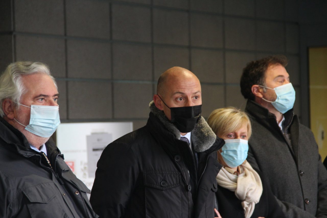 Lombardia zona rossa: Gattinoni e i sindaci lombardi di centrosinistra chiedono a Regione trasparenza sui dati