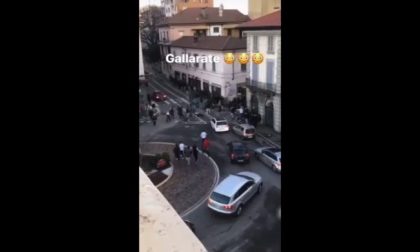 Maxi rissa: scontro fra giovanissimi, un 14enne in ospedale VIDEO
