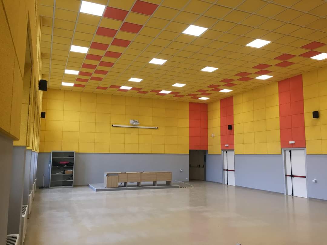 Aula magna, passaggio di consegne dal Comune alla scuola