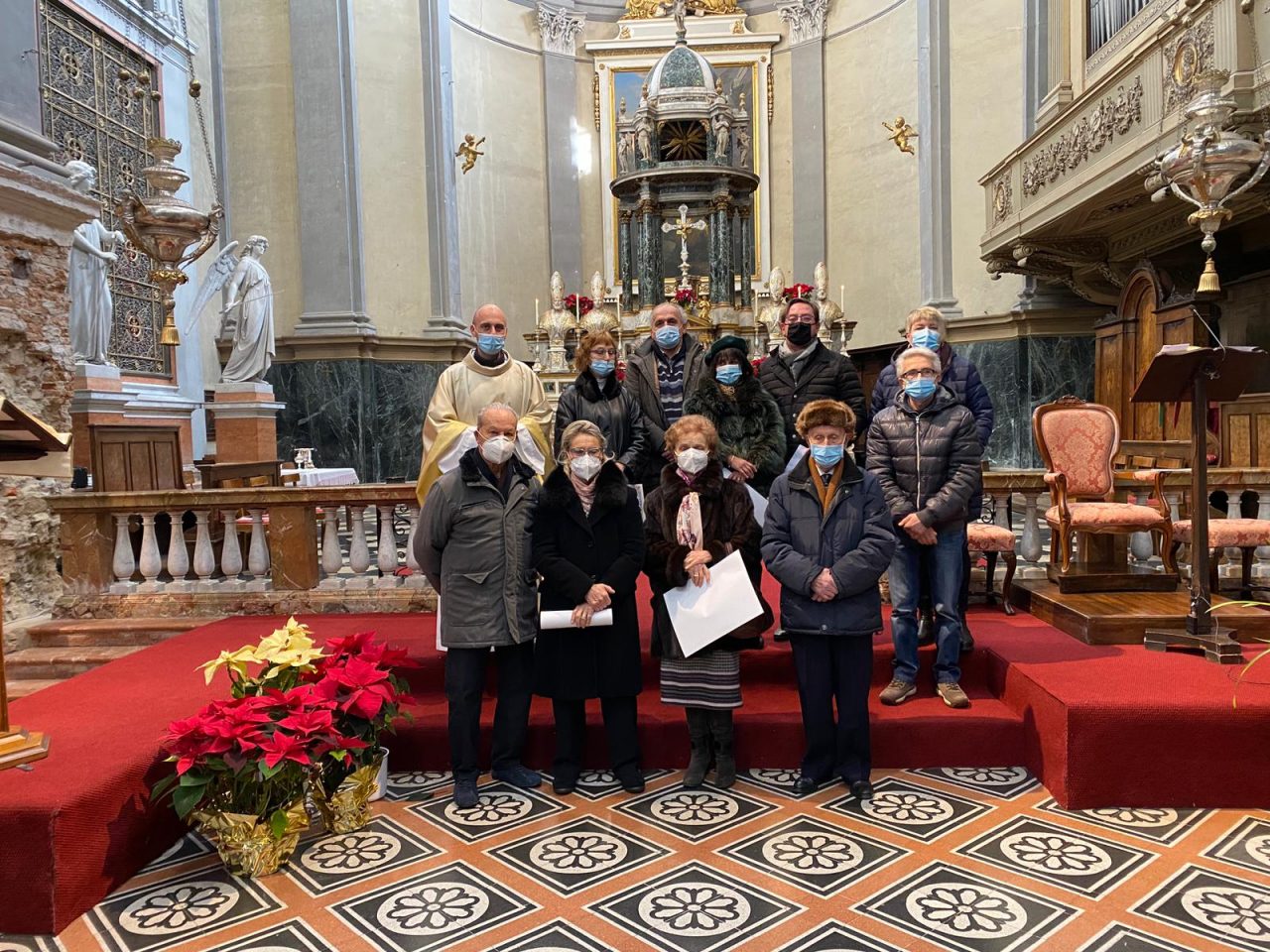 Caprino Bergamasco in parrocchia si festeggia l’anniversario di 5 coppie