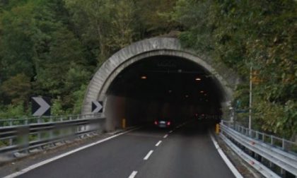 Caduta calcinacci nella galleria Monte Piazzo: riaperta la Statale 36