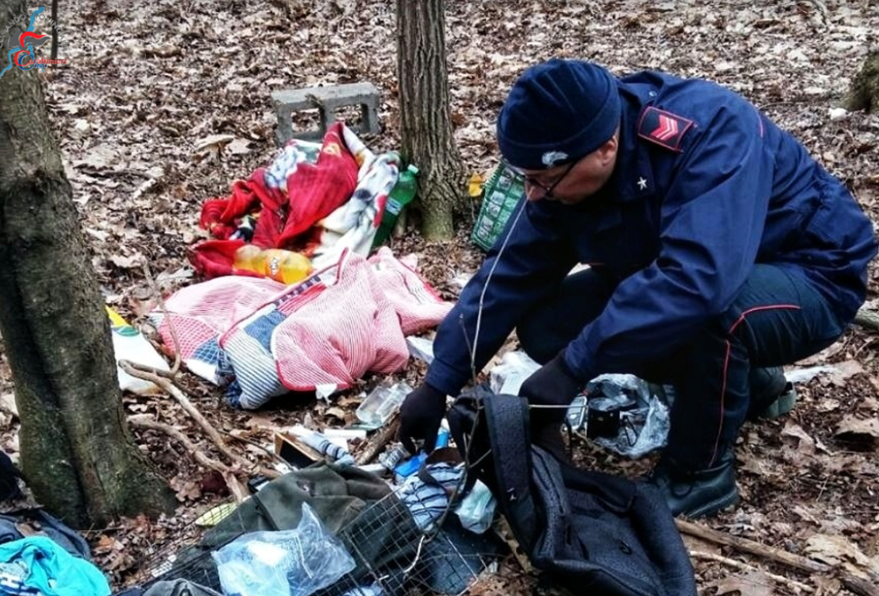 Spaccio nei boschi fermate quattro persone