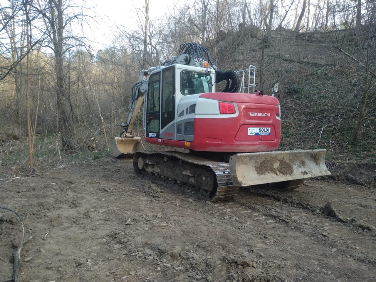 Proseguono i lavori di messa in sicurezza del Lambro del Molinello
