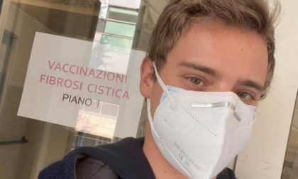 Viaggio in Veneto per il vaccino: “Ho la fibrosi cistica, in Lombardia non si sa quando arriverà ai fragili”