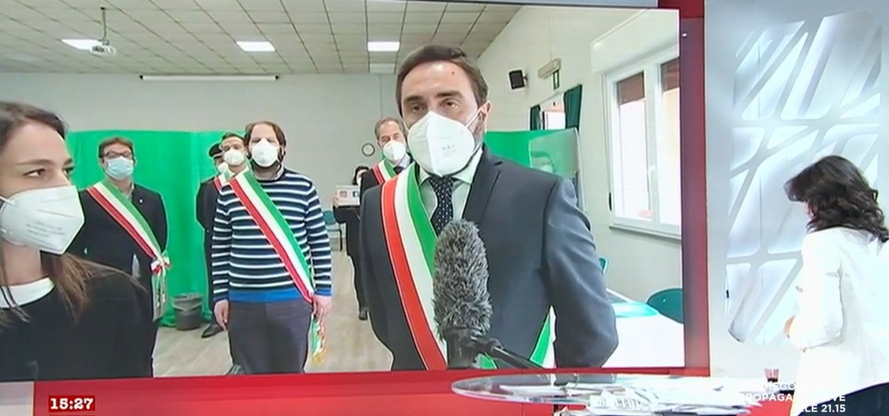 Centro Vaccinale Olgiate: sulla vicenda si accendono i riflettori della tv