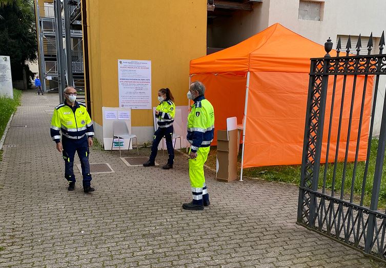 Riaperti i centri vaccinali di Merate e Casatenovo