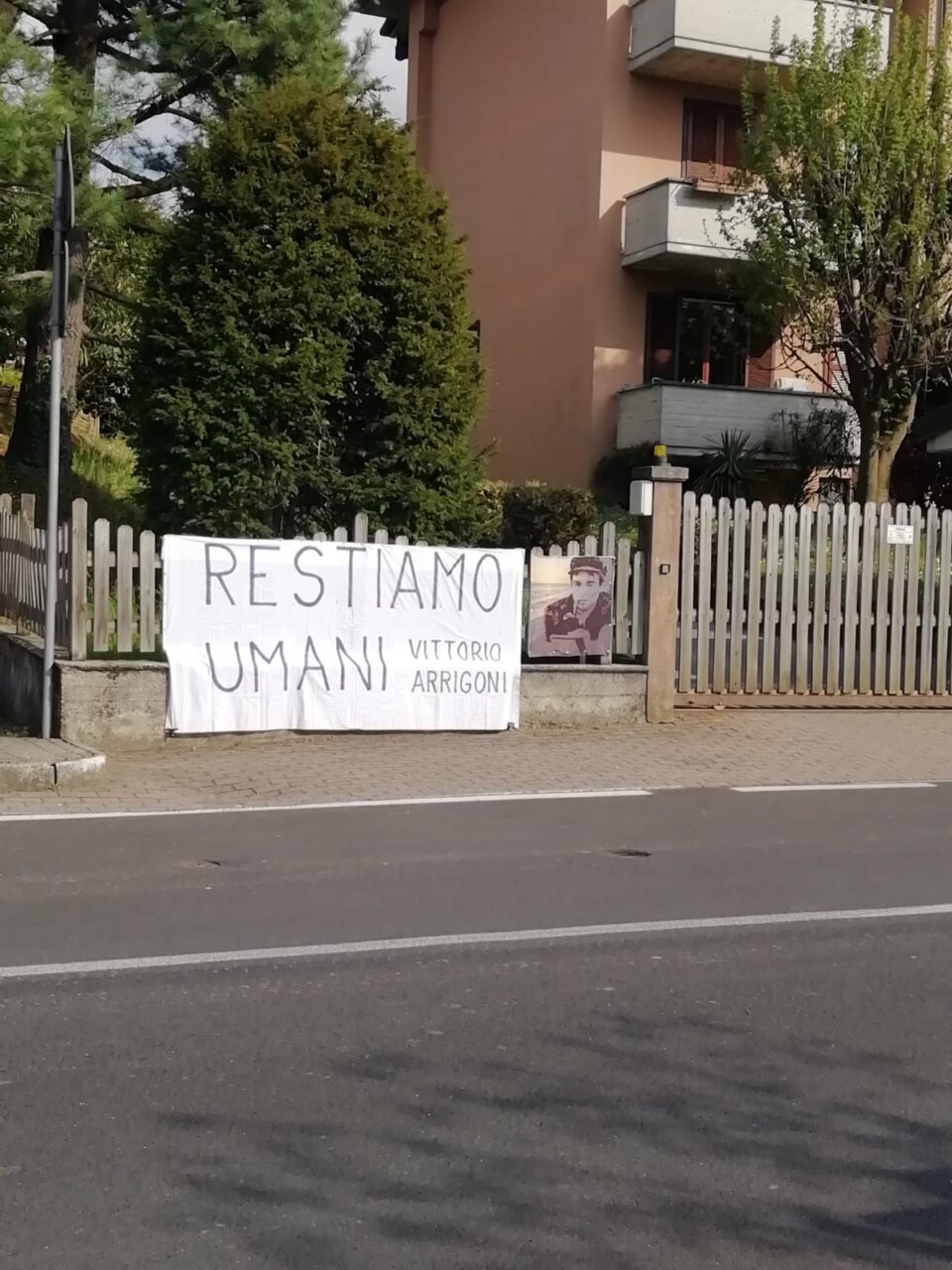 A dieci anni dalla morte, Vittorio Arrigoni vive nel ricordo della Cooperativa Bulciago ’80 FOTO
