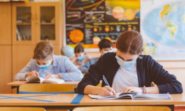 Primo giorno di scuola: il messaggio del Governatore e del Garante