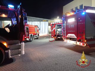 Secondo incendio in azienda nell'Isola in due giorni