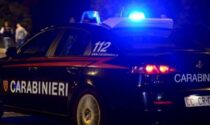 Aggredisce i Carabinieri fuori dalla discoteca: arrestato