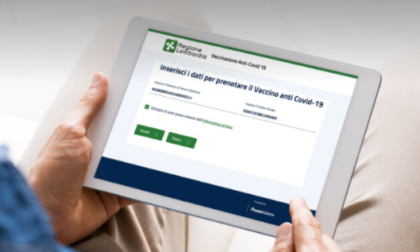 Già 250mila gli over 40 che hanno prenotato il vaccino. La Lombardia supera le 5 milioni di dosi somministrate