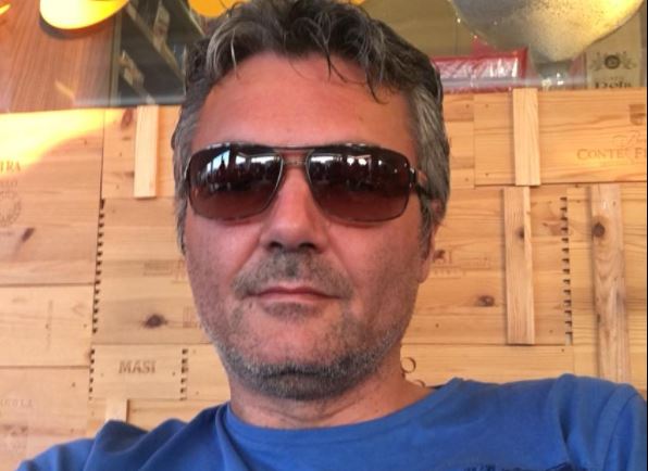 52enne morto poco dopo il vaccino, le autorità sanitarie: “Attendiamo i risultati delle indagini, niente allarmismi”