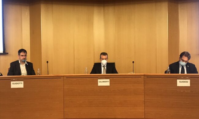 Lecco ha retto meglio di Como la crisi. Guidesi: “Non investimenti sui singoli ma su filiere”