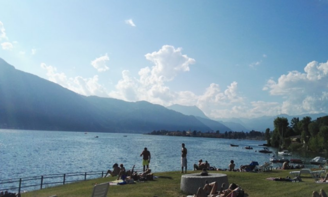 Ferragosto al lago: tutte balneabili le spiagge lecchesi
