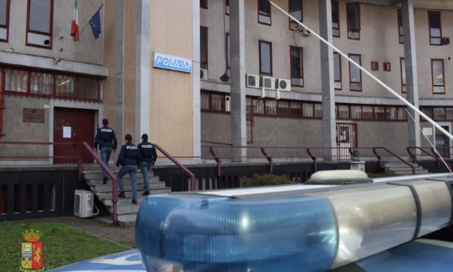 Rete di false scuole professionali dietro un “duplicato” della Scuola Radio Elettra