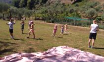 Pic-nic nel verde, l'iniziativa riscuote successo anche per i bambini della scuola parrocchiale FOTO