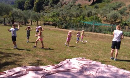 Pic-nic nel verde, l'iniziativa riscuote successo anche per i bambini della scuola parrocchiale FOTO