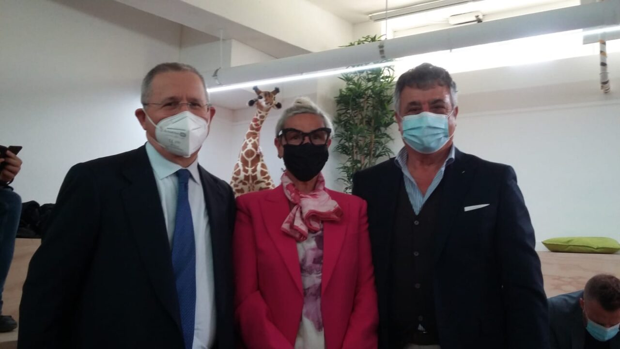 Presentato il manifesto del divertimento sicuro: “Un patto tra giovani e discoteche”