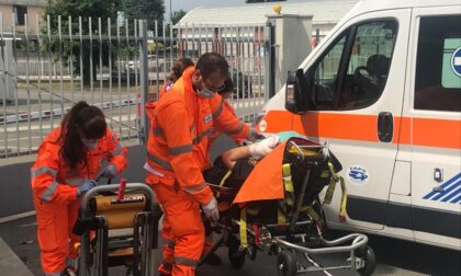 Guardia giurata si ferisce con la sua pistola, trasportato in ospedale FOTO