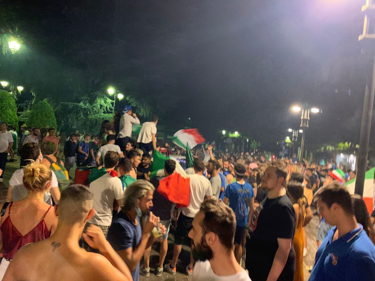 Italia campione d’Europa, esplode la festa: le foto e i video dei nostri lettori