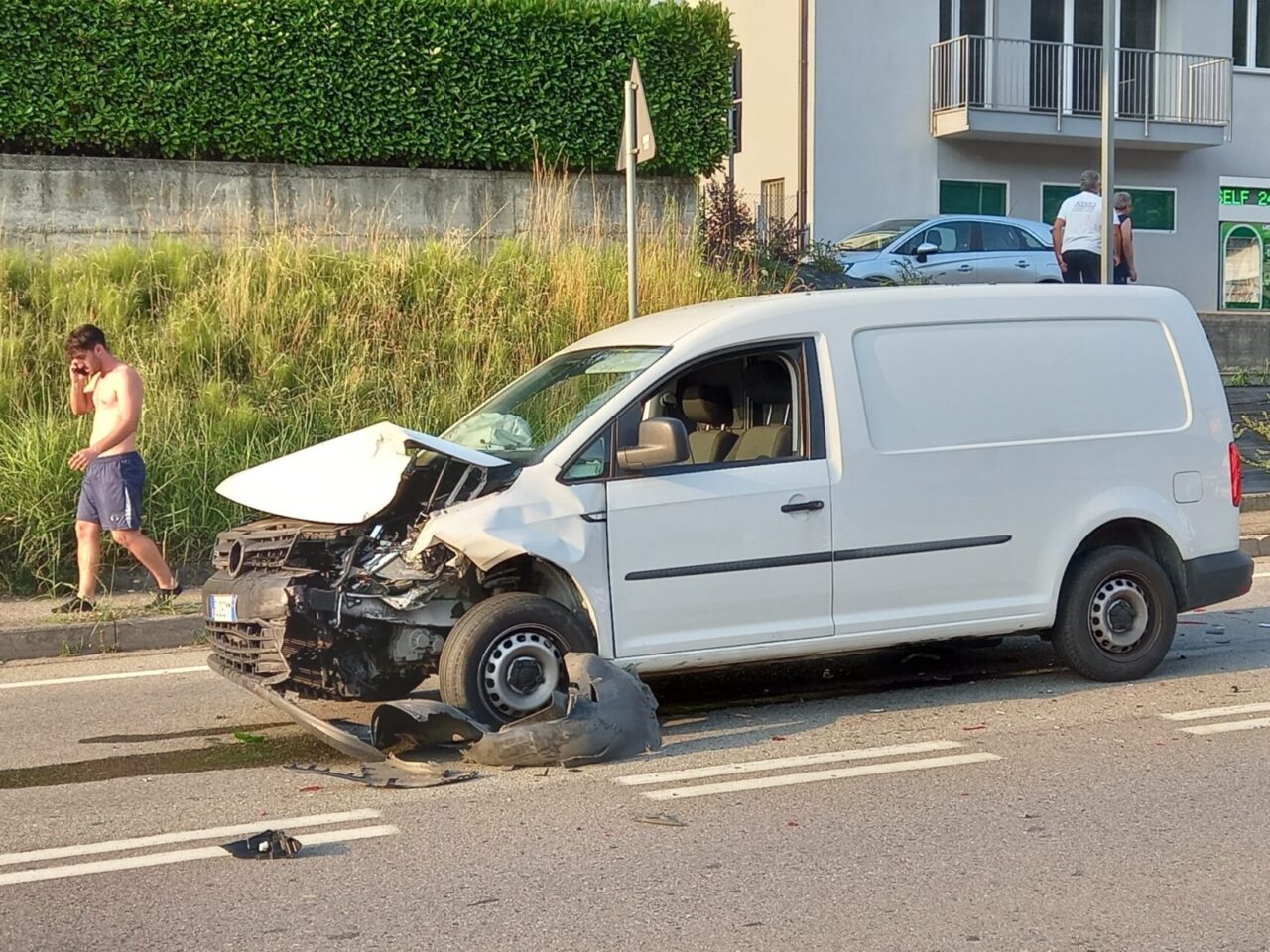 Incidente sulla provinciale, traffico in tilt IL VIDEO DEL TAMPONAMENTO