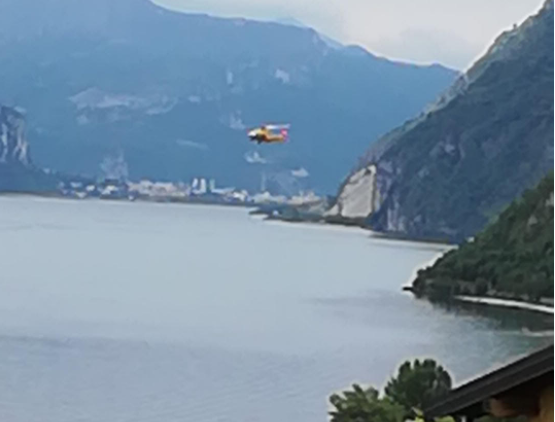 Frontale sulla Lecco-Bellagio: intervento dell’elisoccorso, coinvolto un bimbo di 4 anni