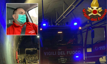 Autobus in fiamme, l'autista eroe: "La priorità era salvare le vite dei ragazzi"