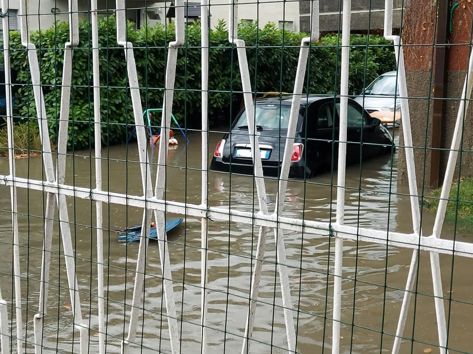 Temporali, nubifragi e grandine nel pomeriggio: anche oggi sarà una giornata difficile nel Lecchese
