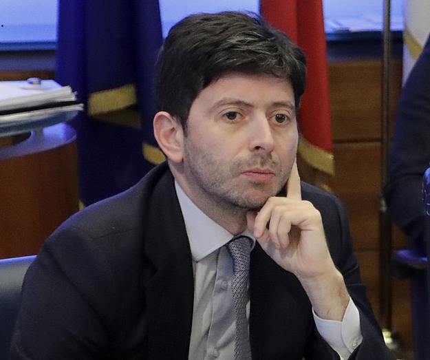 Domani il Ministro Roberto Speranza in visita al Mandic e al Manzoni