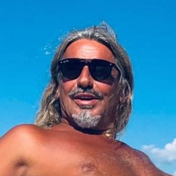 Elezioni, la Lega si svela: il suo candidato sindaco è un allenatore di calcio