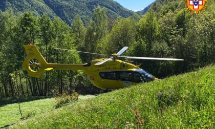 Cade in bici sul sentiero, paura per una 55enne