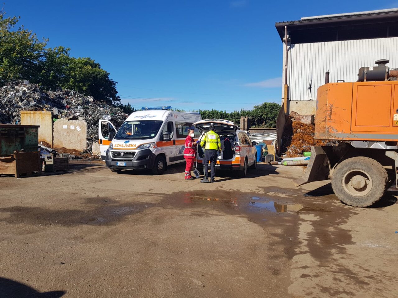 Colpito da un pezzo di ferro in testa: imprenditore in ospedale