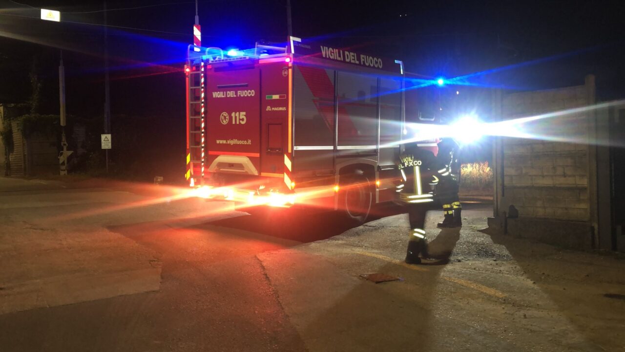 Paura per una forte esplosione a Calolzio