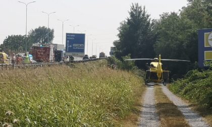 Motociclista gravemente ferito in un incidente sulla Statale 36