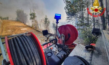 Spento il maxi incendio sulla collina di Montevecchia