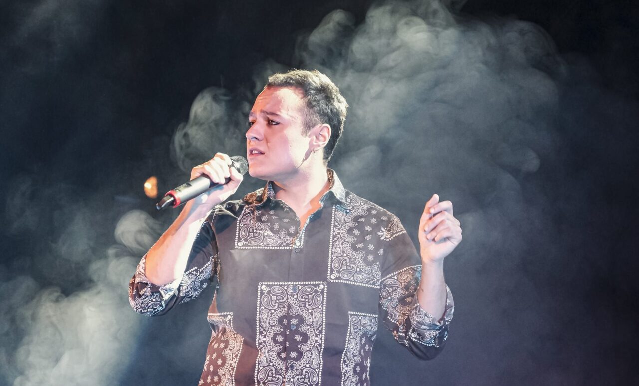 Cisano Bergamasco, grande successo per l’evento “Perché Sanremo è Sanremo” FOTO