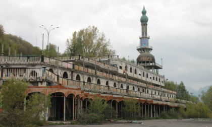 Consonno, Pasquetta annullata: la proprietà alza le barricate