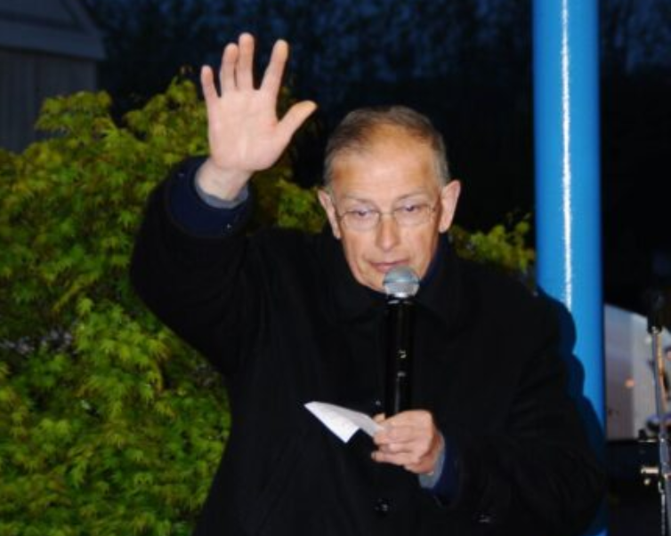 L’addio a don Costantino Prina: “Testimonianza di coraggio, dignità e speranza”