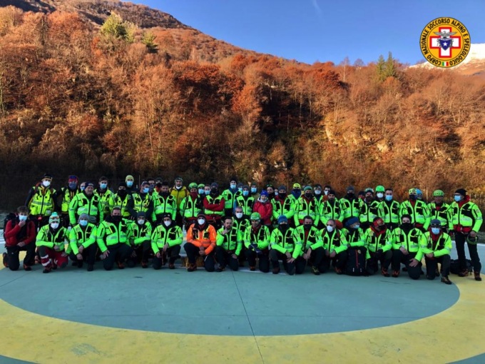 Barzio, esercitazione del Sagf e del Cnsas: sessanta persone coinvolte