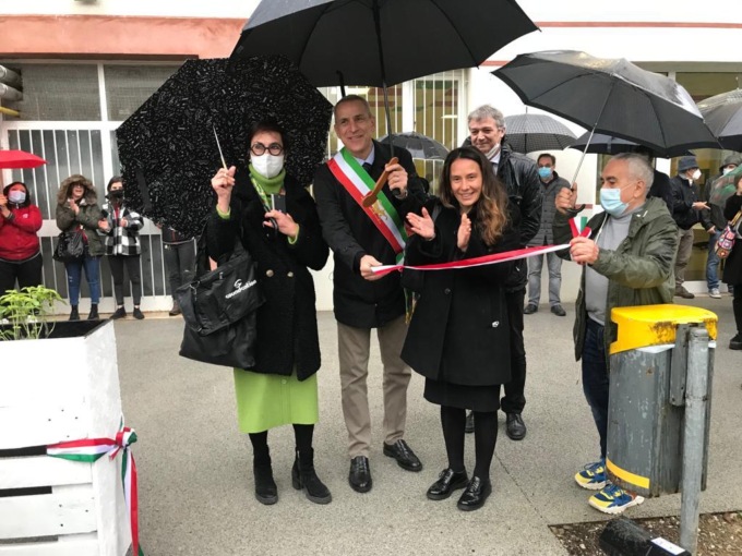 Tagliato il nastro dell’orto didattico sospeso