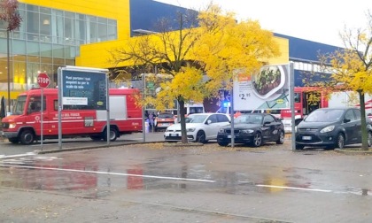 Sostanza irritante: evacuata l’Ikea di Corsico, all’interno c’erano 1000 persone